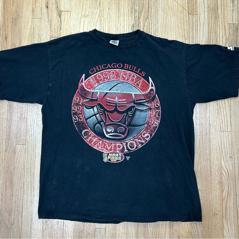 Vtg Chicago Bulls Men T Shirt Large Black 1998 Champions Double Sided Starter